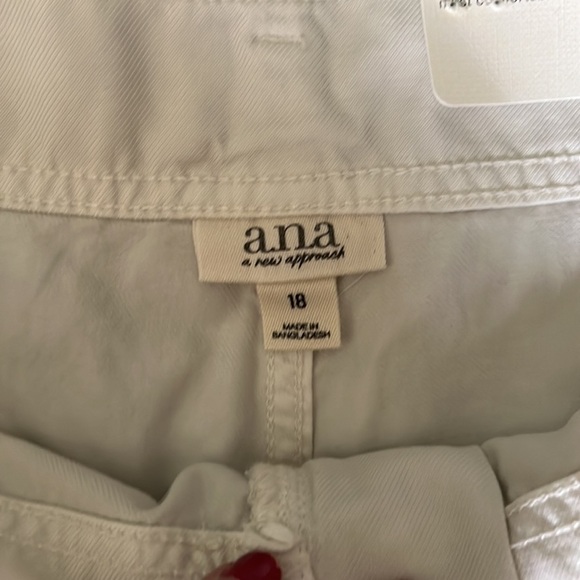A.N.A. A New Approach Cement Color High Waist Shorts w/ Tie Belt, Size 18, NWT. - Picture 5 of 7